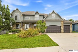12619 S 81st Avenue, Papillion, NE 68046