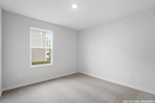 233 Vine Grove Drive, Circleville, OH 43113