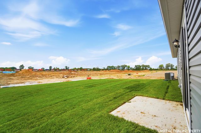 233 Vine Grove Drive, Circleville, OH 43113
