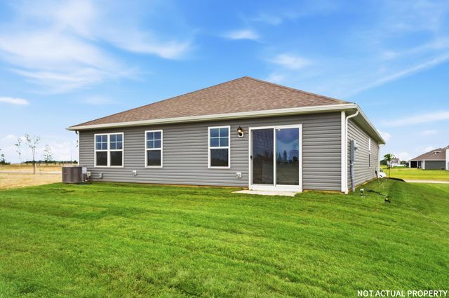 233 Vine Grove Drive, Circleville, OH 43113