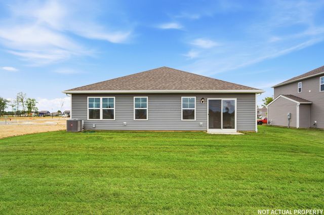 233 Vine Grove Drive, Circleville, OH 43113