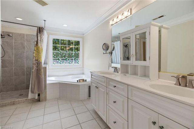 2607 Oxmoor Road, Summerfield, NC 27358