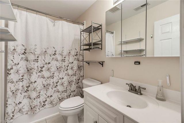 2607 Oxmoor Road, Summerfield, NC 27358