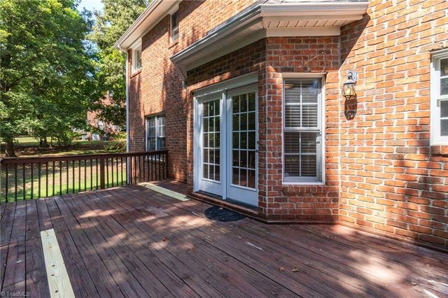 2607 Oxmoor Road, Summerfield, NC 27358