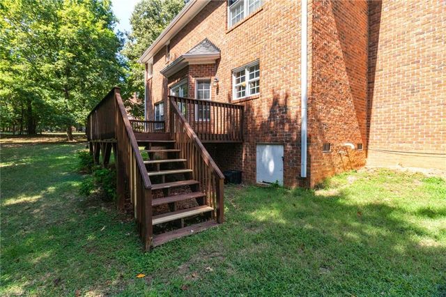 2607 Oxmoor Road, Summerfield, NC 27358