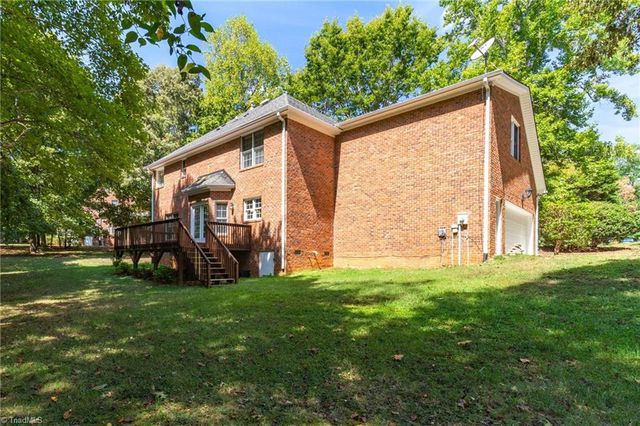 2607 Oxmoor Road, Summerfield, NC 27358