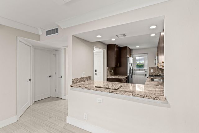 4502 N Federal Highway 144e, Lighthouse Point, FL 33064