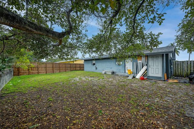 440 NW 7th Ter, Pompano Beach, FL 33060