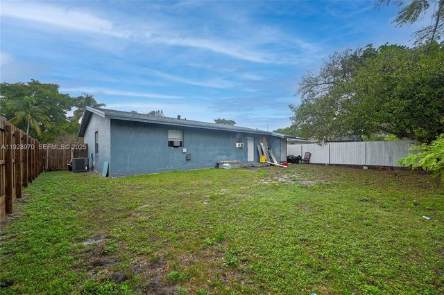 440 NW 7th Ter, Pompano Beach, FL 33060