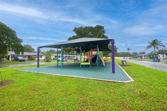 440 NW 7th Ter, Pompano Beach, FL 33060