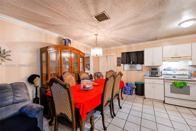 440 NW 7th Ter, Pompano Beach, FL 33060