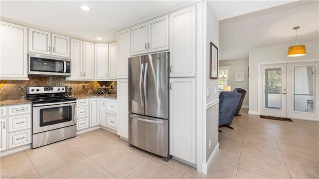 219 Charity CT # 6, Naples, FL 34112