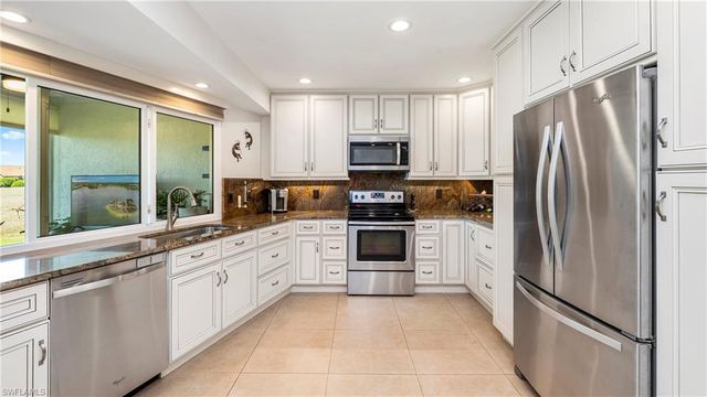 219 Charity CT # 6, Naples, FL 34112