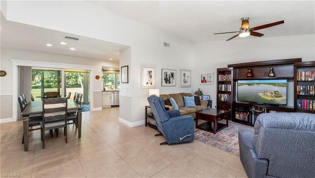 219 Charity CT # 6, Naples, FL 34112