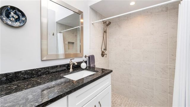 219 Charity CT # 6, Naples, FL 34112