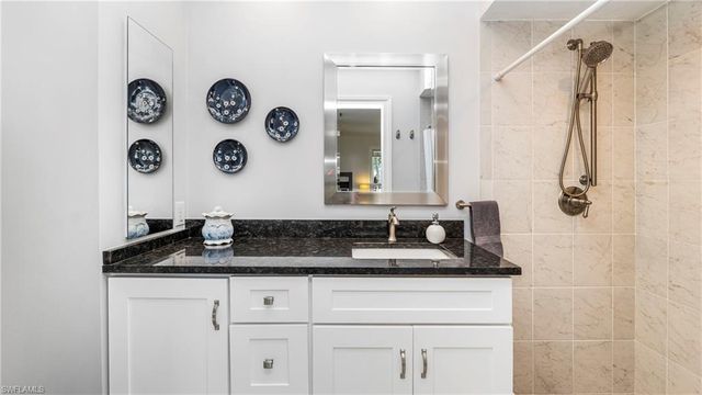 219 Charity CT # 6, Naples, FL 34112