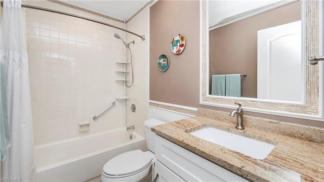 219 Charity CT # 6, Naples, FL 34112