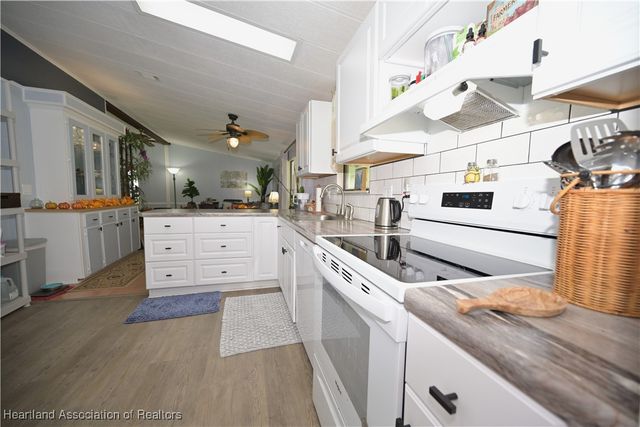 1950 Robin Court, Sebring, FL 33870