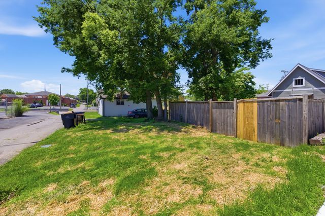 1223 Phillips St, Nashville, TN 37208