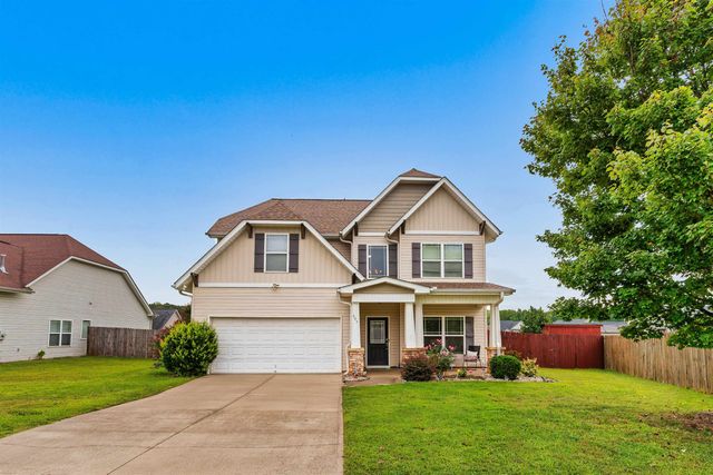 695 Flintrock Drive, Boiling Springs, SC 29316