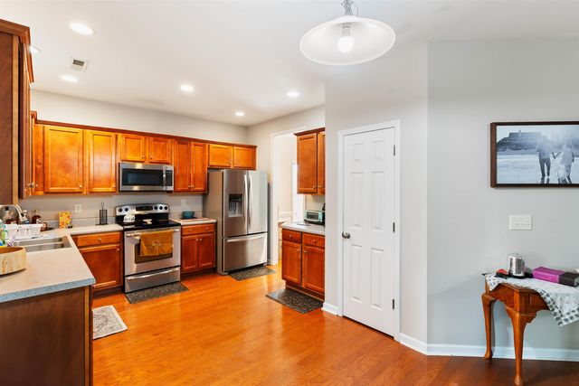695 Flintrock Drive, Boiling Springs, SC 29316