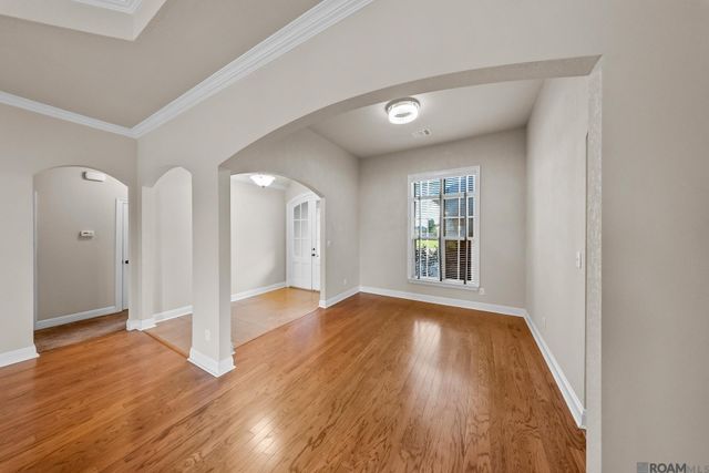 6107 Waterford Ln, Sorrento, LA 70778