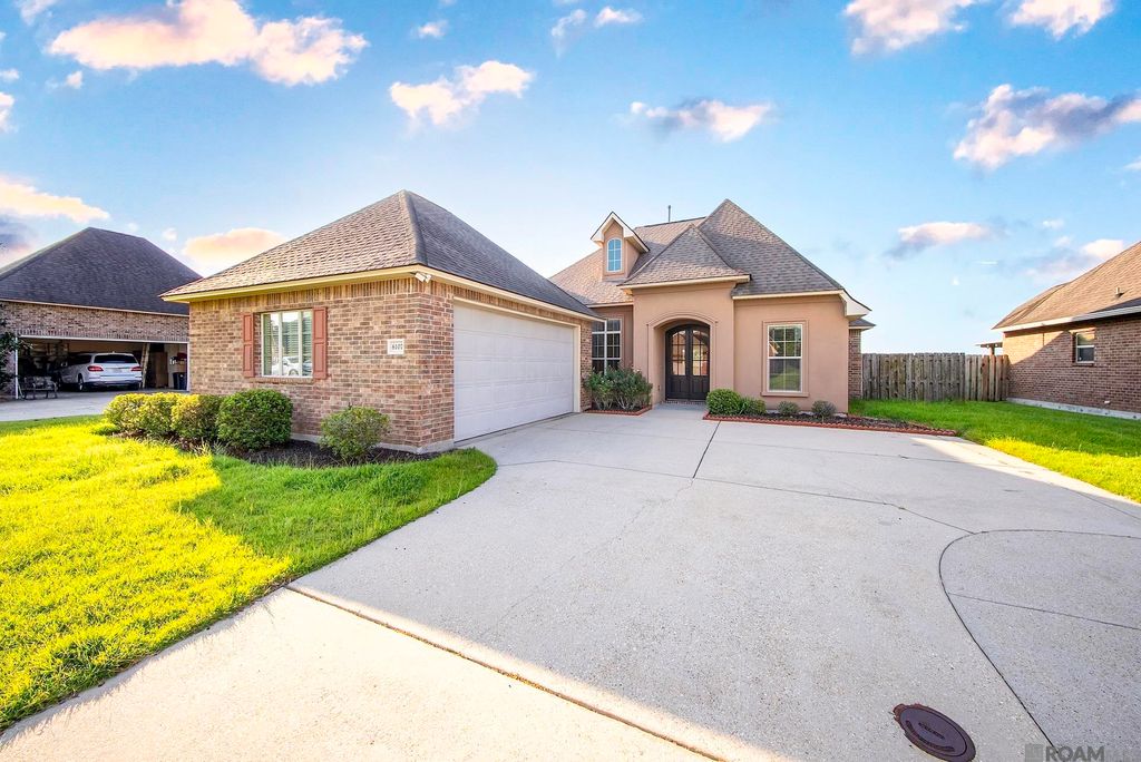 6107 Waterford Ln, Sorrento, LA 70778