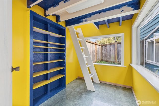 111 NW 180th Street, Shoreline, WA 98177