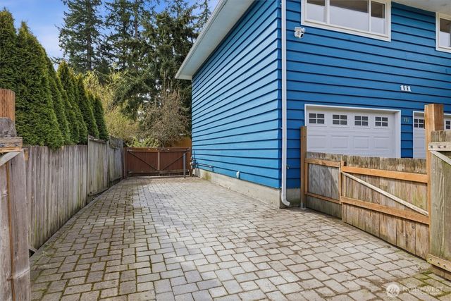 111 NW 180th Street, Shoreline, WA 98177