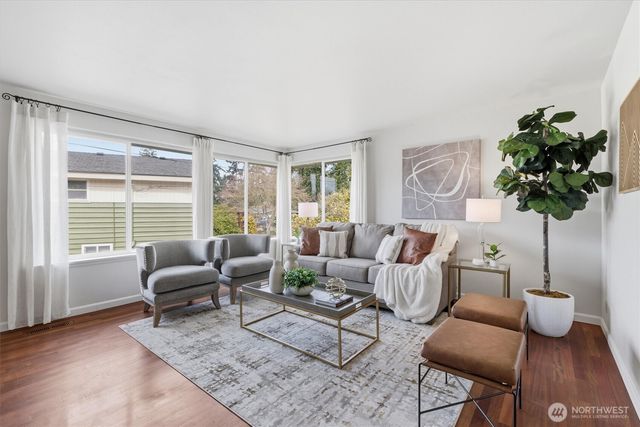 111 NW 180th Street, Shoreline, WA 98177