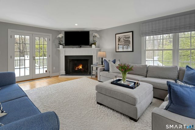 1541 Oenoke Ridge, New Canaan, CT 06840