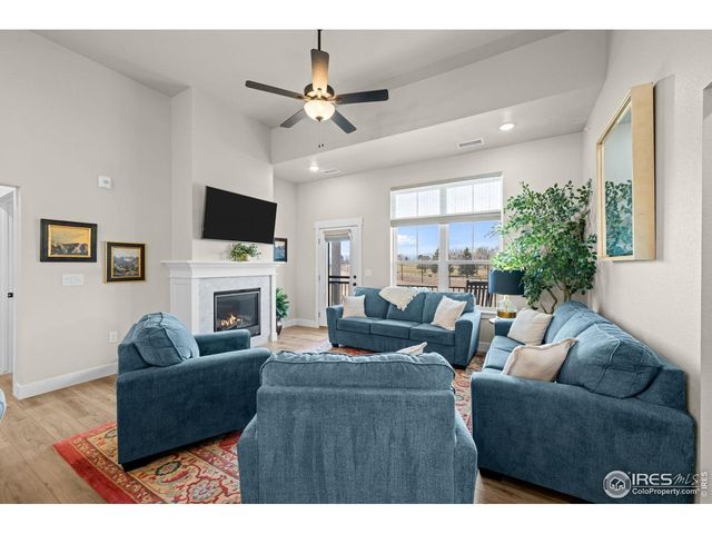 265 High Point Dr F-302, Longmont, CO 80504