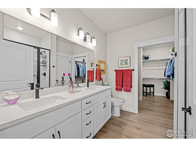 265 High Point Dr F-302, Longmont, CO 80504