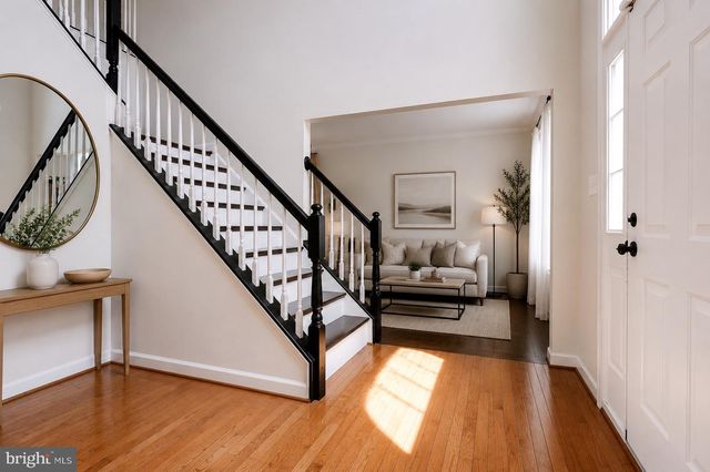 1 HICKORY SPRING CT, Gaithersburg, MD 20882