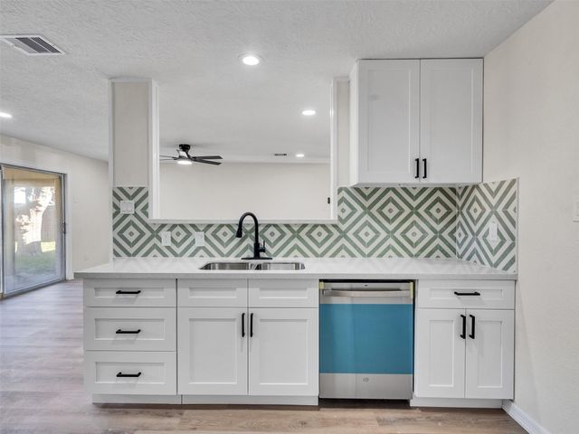 4406 Trafalgar Drive, Houston, TX 77045