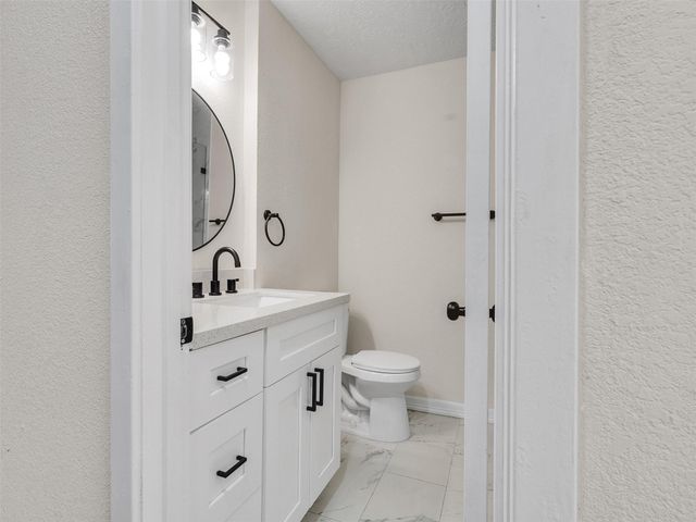 4406 Trafalgar Drive, Houston, TX 77045