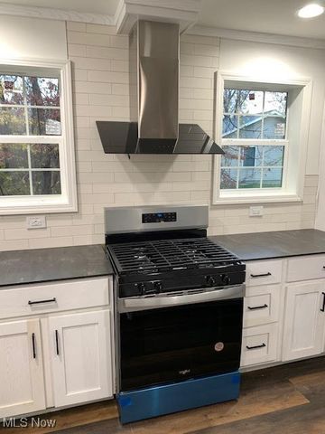 960 Robinhood Avenue, Painesville Twp, OH 44077