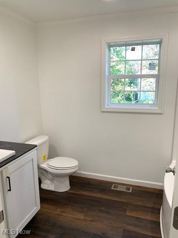 960 Robinhood Avenue, Painesville Twp, OH 44077