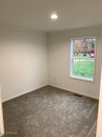 960 Robinhood Avenue, Painesville Twp, OH 44077