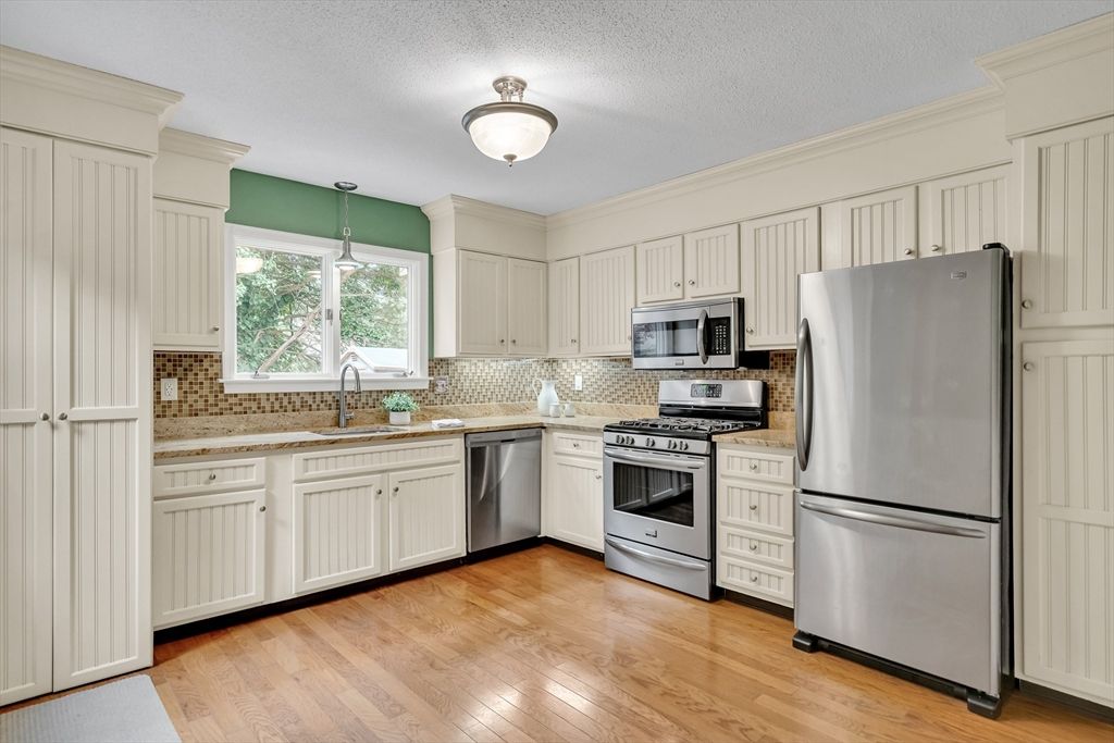 59 Route 6a 22-1, Dennis, MA 02638