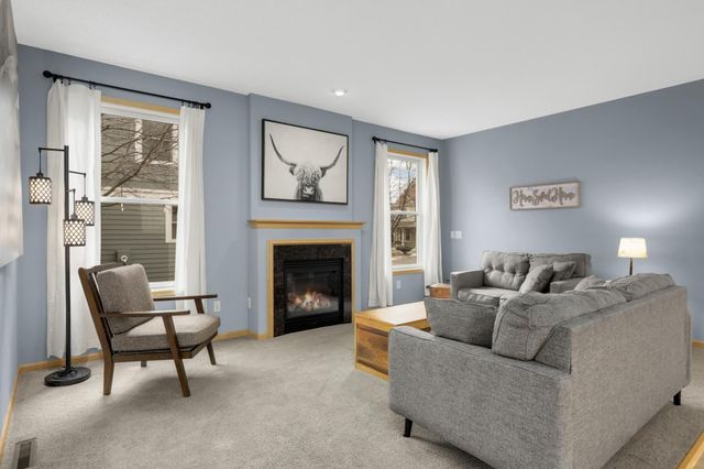 313 Periwinkle Place, Bayport, MN 55003