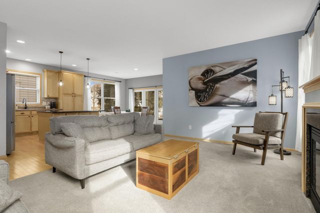 313 Periwinkle Place, Bayport, MN 55003