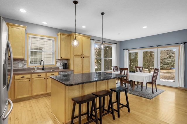 313 Periwinkle Place, Bayport, MN 55003