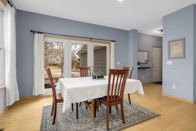 313 Periwinkle Place, Bayport, MN 55003