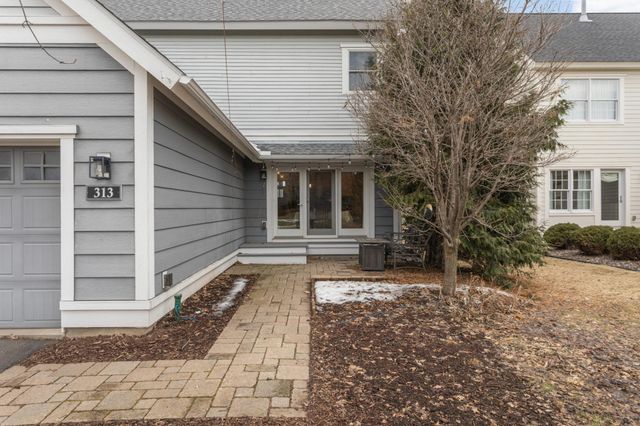 313 Periwinkle Place, Bayport, MN 55003