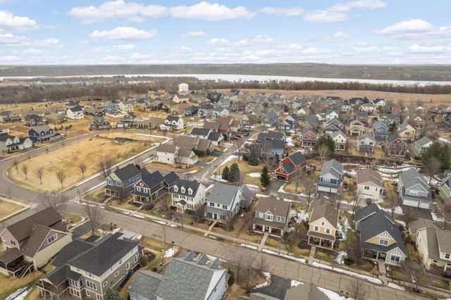 313 Periwinkle Place, Bayport, MN 55003