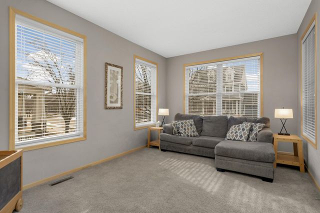 313 Periwinkle Place, Bayport, MN 55003