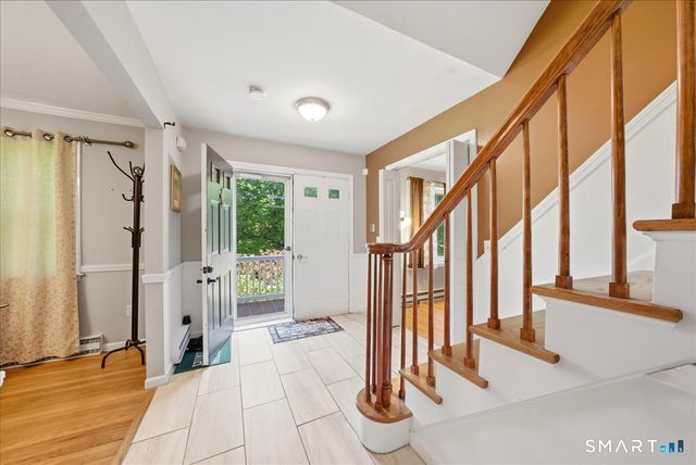2 Judith Drive, Danbury, CT 06811