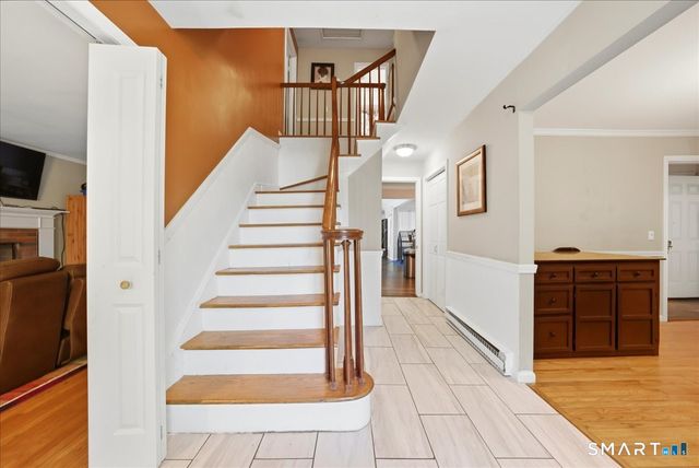 2 Judith Drive, Danbury, CT 06811