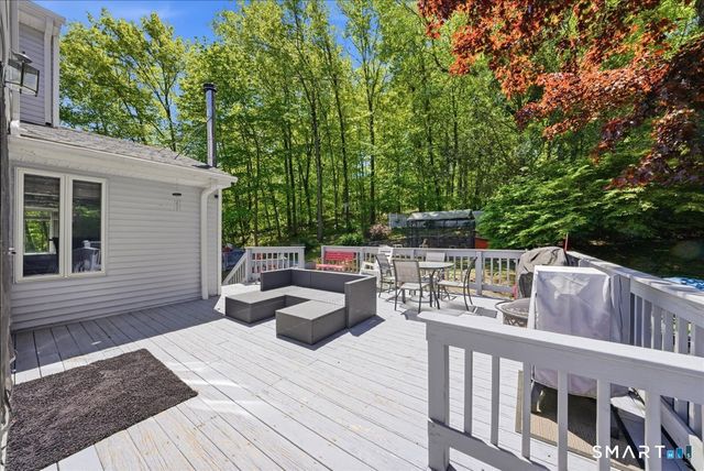 2 Judith Drive, Danbury, CT 06811